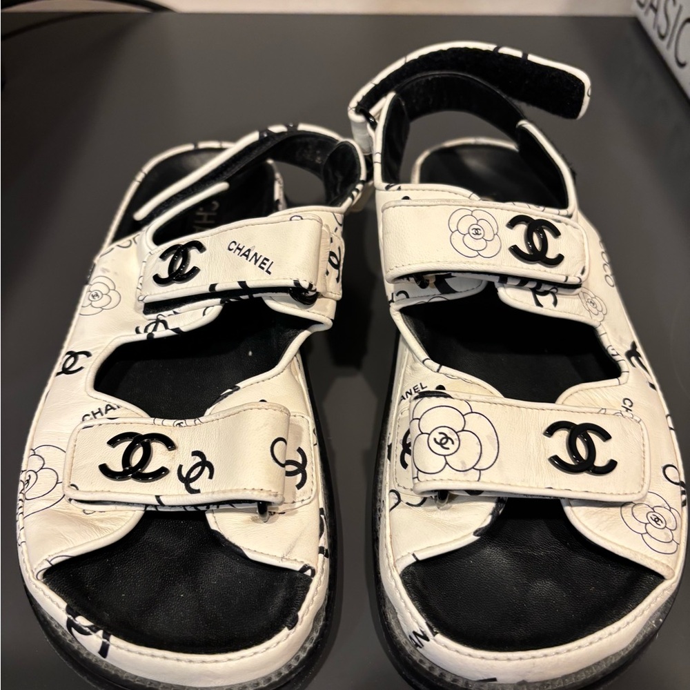 CHANEL White and Black Sandals with Iconic Logo and Sporty Design